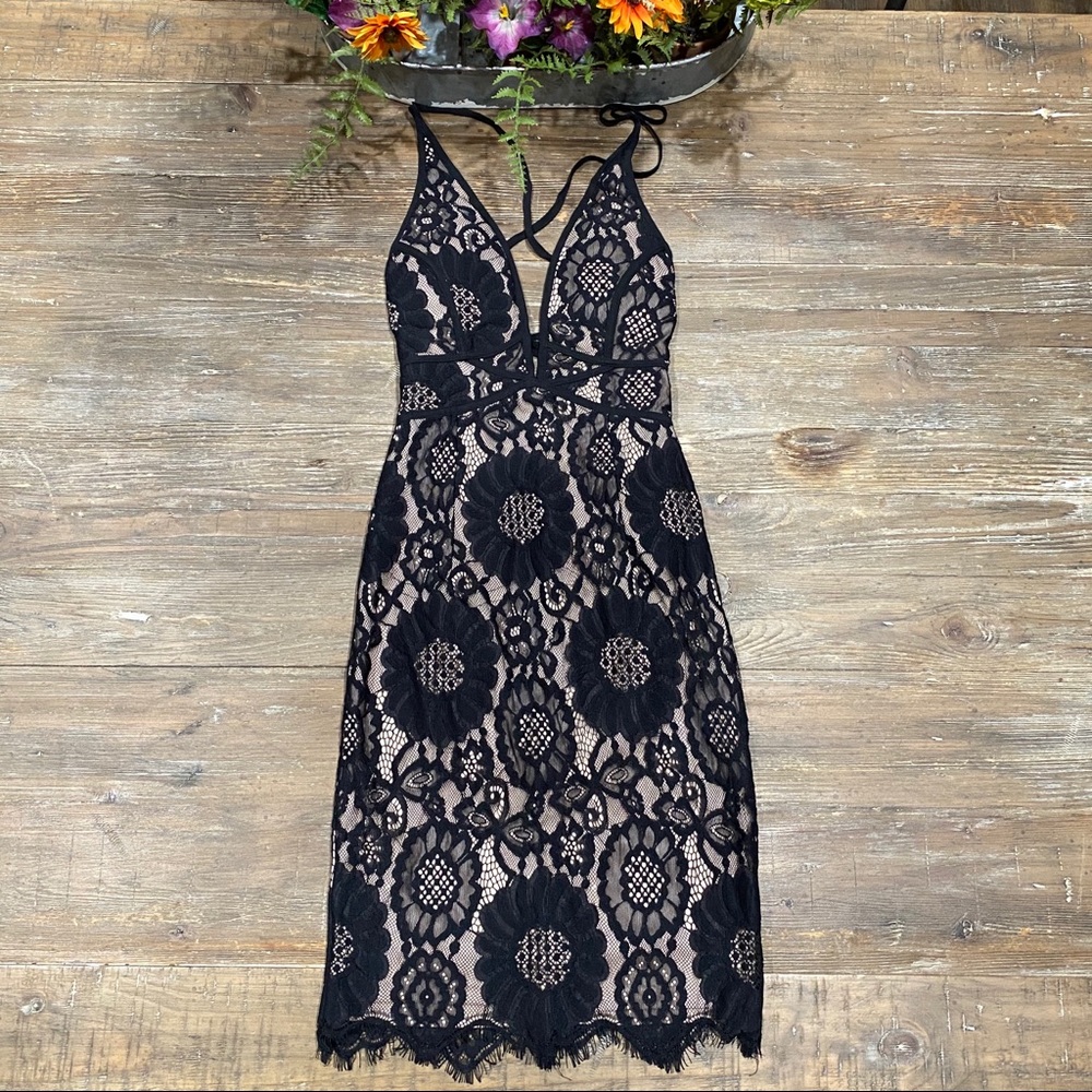 Selfie Leslie black lace up Bodycon dress xs